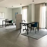 Apartment Icon H - Luxury & *
