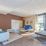Apartment Icon H - Luxury & *