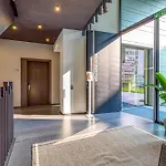 Icon H - Luxury & Lugano
