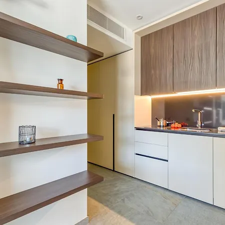 Icon H - Luxury & * Lugano