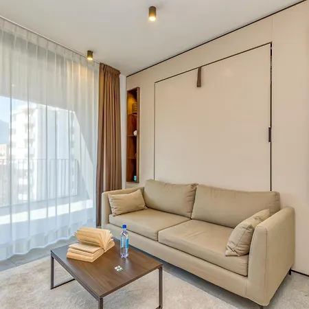 Icon H - Luxury & Lugano